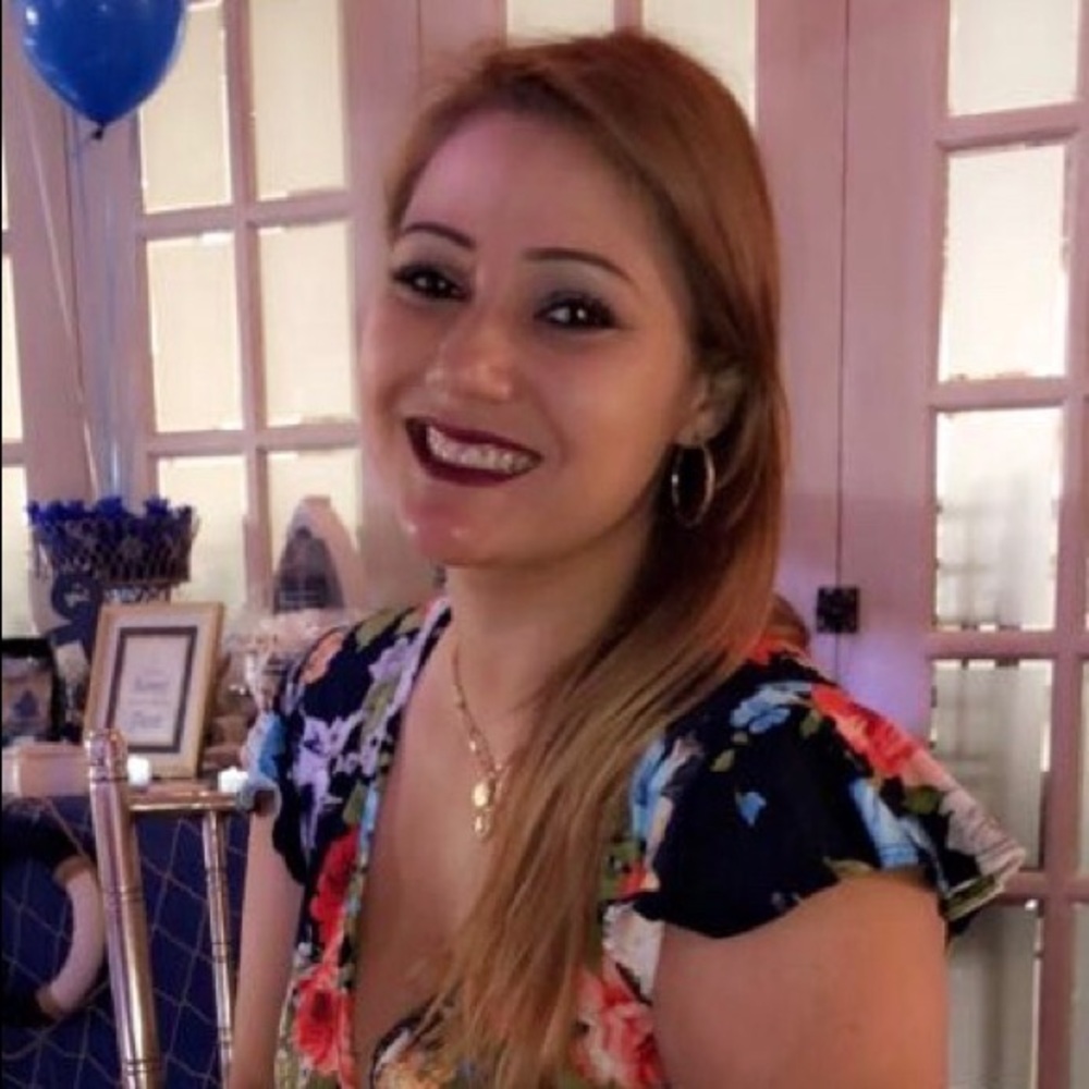 Meet your Posher, Isabella